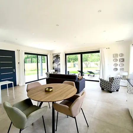 La Maison De Avec Piscine Proche D Uzes Вилла Fontareches