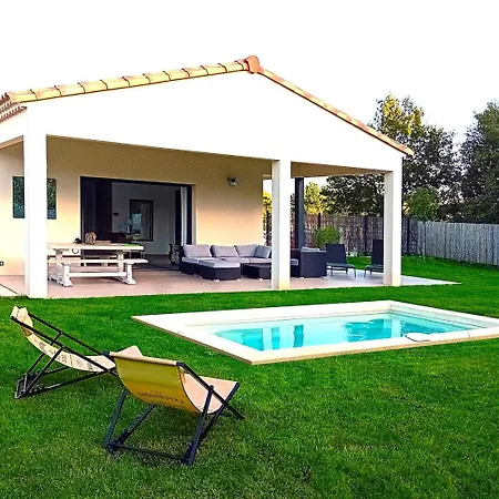 Вилла La Maison De Avec Piscine Proche D Uzes Fontareches