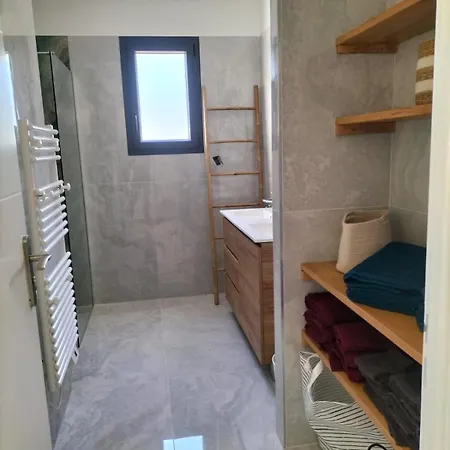 La Maison De Avec Piscine Proche D Uzes Fontareches