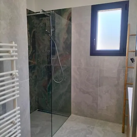 Вилла La Maison De Avec Piscine Proche D Uzes *